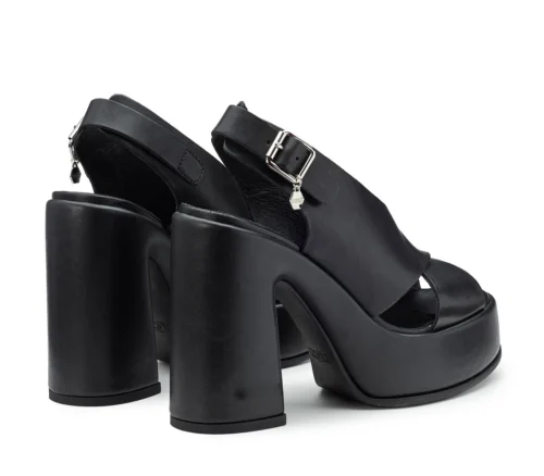 BJORK 4302 -Semplice Chic Moda 3 79357736 f399 41ff a1b2 9b2eb88a1337